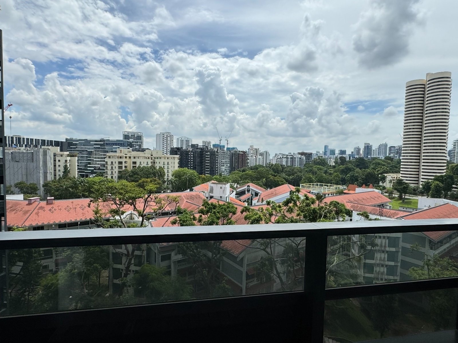 NOUVEL 18 | 3-BED + STUDY FOR RENT